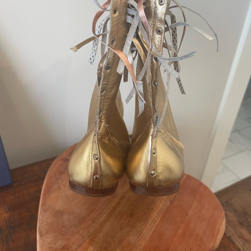 Vintage 80s Compulsion Leather Dress Gold Fringe Moccasins size 7.5M Brazil - Picture 7 of 14